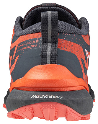Кроссовки Wave Daichi 8 жен. Hot Coral/White/Turbulence
